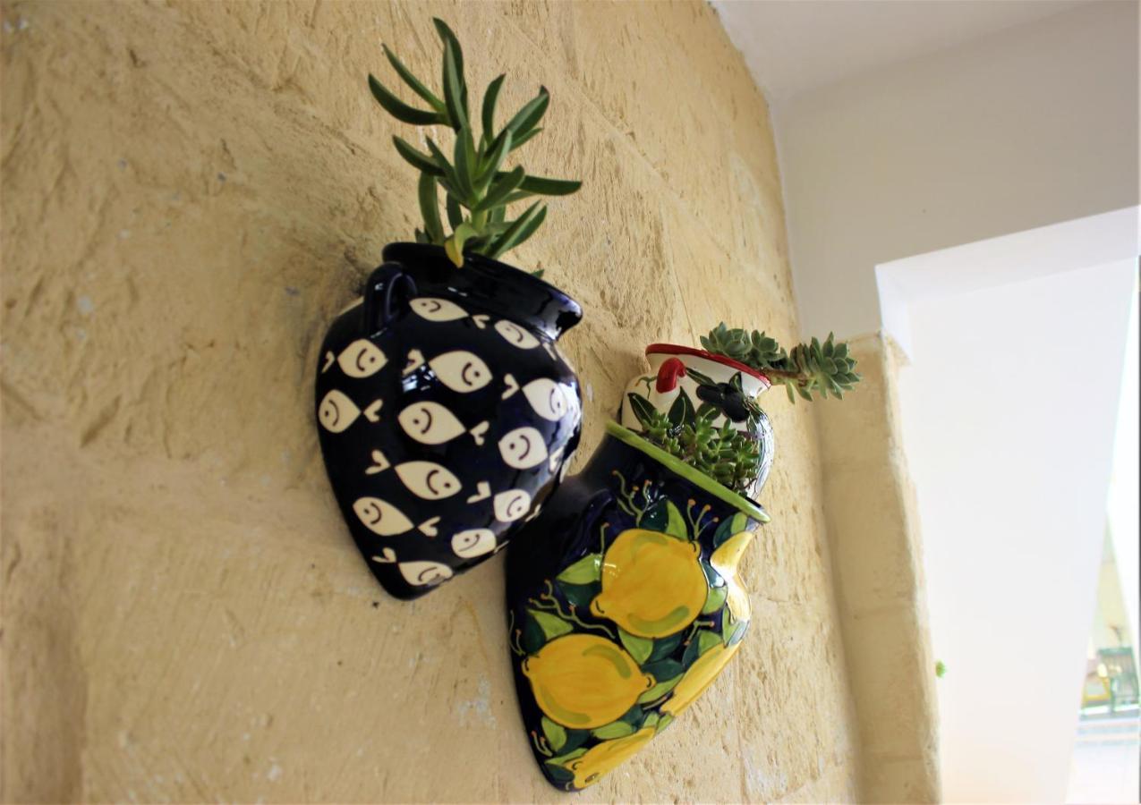 Li Perrini Boutique B&B Acquarica Exterior photo
