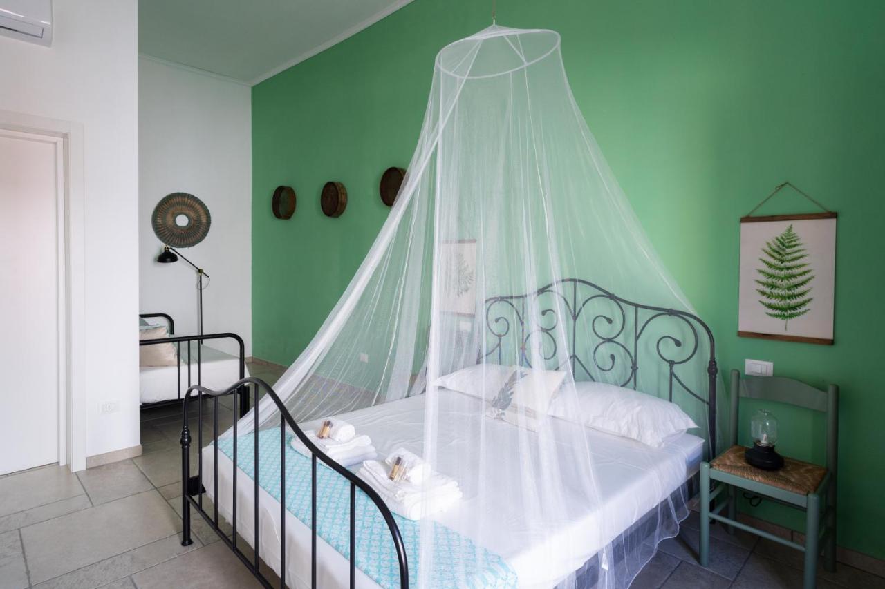 Li Perrini Boutique B&B Acquarica Exterior photo